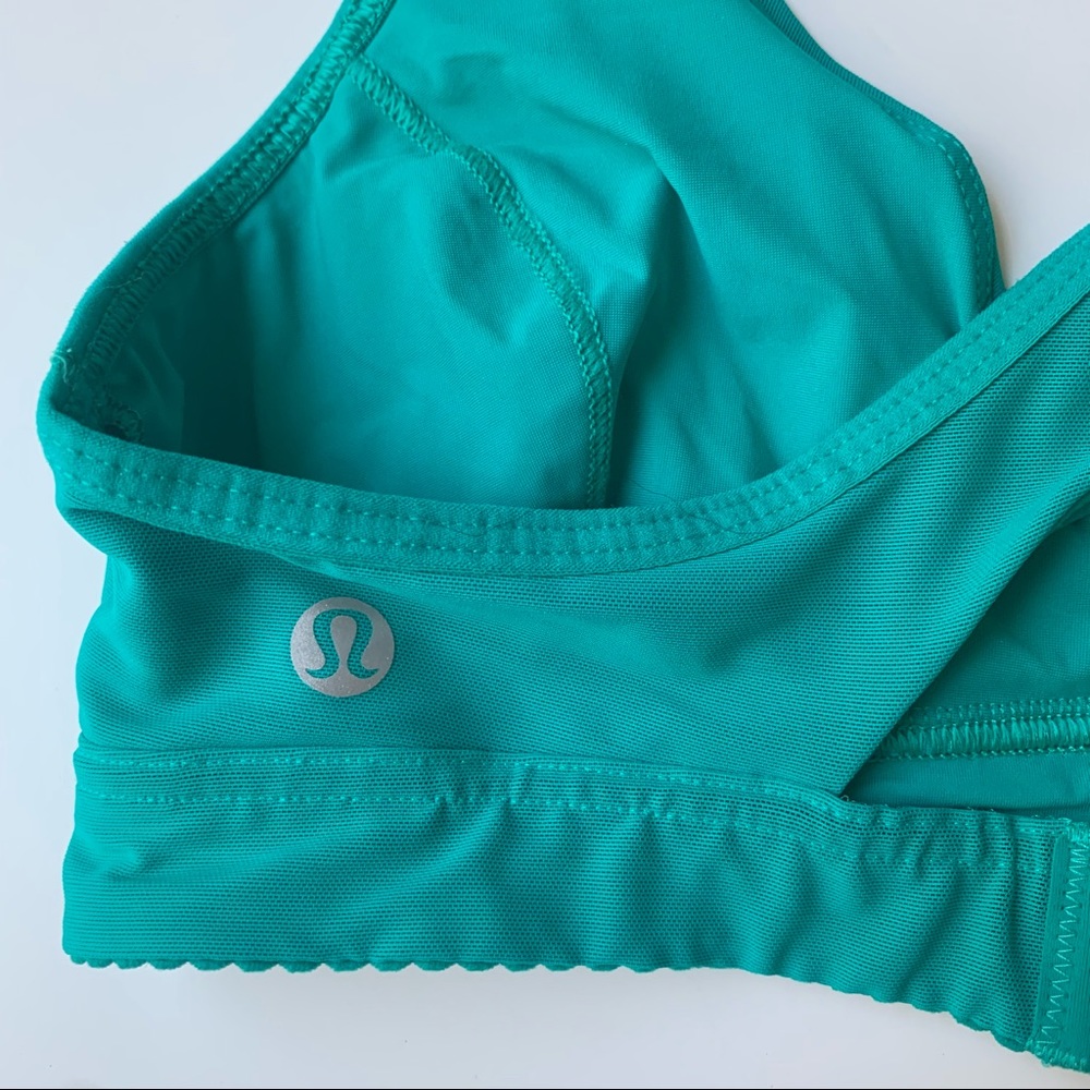 lululemon EUC Mesh Triangle Top Racer Back Sports Bra with Adjustable Band - Picture 3 of 5